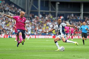 Toni Leistner of Queens Park Rangers and Kieran Gibbs of West Bromwich Albion. (AMA)