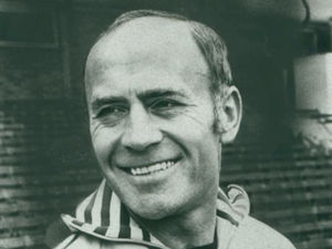 Supporting image for story: Former Aston Villa and West Brom boss Ron Saunders dies aged 87