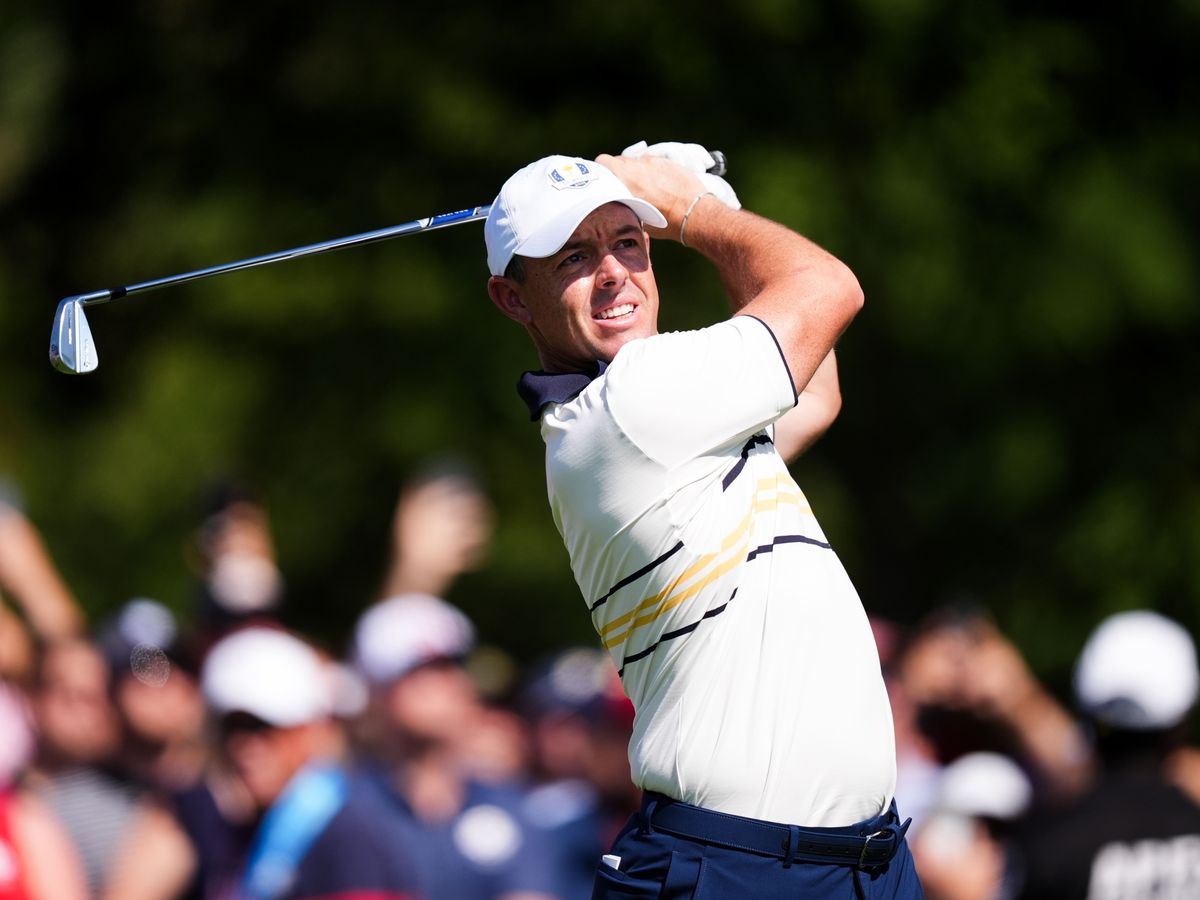 Rory McIlroy calls for &lsquo;higher standard&rsquo; after being subjected to crowd abuse