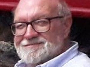 Supporting image for story: ‘Serial fraudster’ who conned £200,000 from crossbow victim jailed