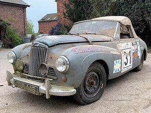 Supporting image for story: Classic Sunbeam car found in Staffordshire barn sells for more than £18,000
