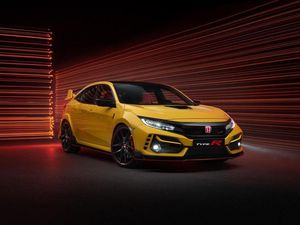 Supporting image for story: Honda sold out of its Civic Type R Limited Edition before customers even saw it