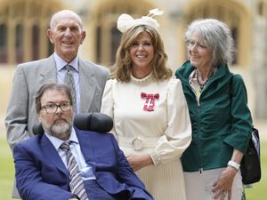 Supporting image for story: GMB stars send support to Kate Garraway after death of husband Derek Draper