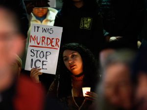 Supporting image for story: Protesters demand immigration agents leave Minneapolis after fatal shooting