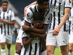 Supporting image for story: West Brom's Kevin Mfuamba "has chance" at highest level