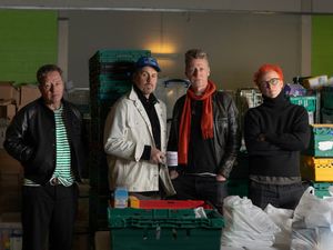 Supporting image for story: Fran Healy on food bank support: I did not grow up with silver spoon in my mouth