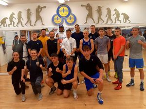 Supporting image for story: Olympic boxing star Frazer Clarke inspires hopefuls at Staffordshire club