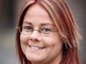 Supporting image for story: Donna Bennett beats club-mate for Merit glory