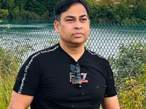 Supporting image for story: Suspect charged with murder after man stabbed to death in east London