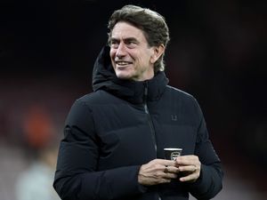 Supporting image for story: Spurs boss Thomas Frank ‘didn’t notice’ he was drinking from Arsenal-branded cup