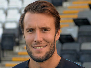 Supporting image for story: Report: Nuneaton 3 Hednesford Town 0