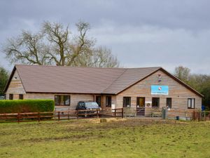 Supporting image for story: Shropshire wildlife centre supported by volunteer's virtual 370+ mile challenge