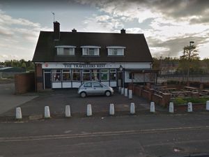 Supporting image for story: JAILED: Thug left peacemaker needing stitches after throwing glass in pub row