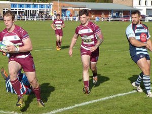 Supporting image for story: Red-hot Liam Holder leads the Newport charge