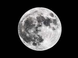 Supporting image for story: Worm moon set to delight skygazers