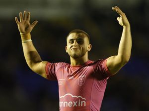 Supporting image for story: Mikey Lewis named Super League Man of Steel