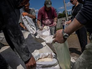 Supporting image for story: Products will increase in price as blockade prevents access to Ukraine ports