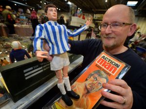 Supporting image for story: Toy collectors boing along to Birmingham NEC fair