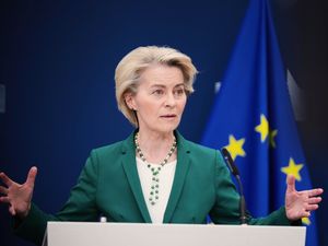 Supporting image for story: EU will put tariff retaliation on hold for 90 days to match Trump’s pause