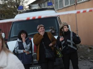 Supporting image for story: Russia launches overnight attacks on three Ukrainian regions