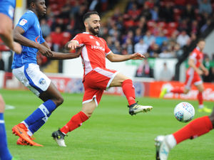 Supporting image for story: Walsall 2 Oldham 1 - Report and pictures
