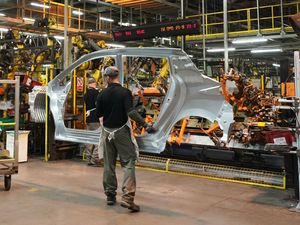 Supporting image for story: Manufacturing confidence falls amid ‘gloomy’ October Budget messaging