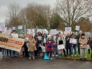 Supporting image for story: We meet the independent Birmingham councillor candidates fighting for a political 'shake-up' in the 2026 local elections amid all the cuts to services in the city