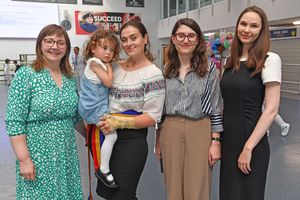Janina Cismaru, Mariana Plamadeala with daughter Smaranda, Violina Donu and Cristina Olenic.