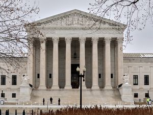 Supporting image for story: US Supreme Court strikes down Donald Trump’s sweeping tariffs