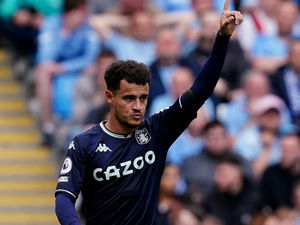 Supporting image for story: Analysis: Aston Villa fault lines exposed in stunning Etihad collapse