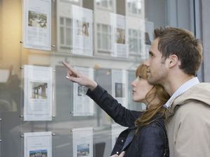 Supporting image for story: Shropshire Star comment: Homing in on a crisis for buyers