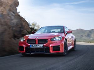 Supporting image for story: New 454bhp BMW M2 revealed