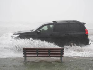 Supporting image for story: Schools shut and thousands without power as Storm Chandra hits island of Ireland