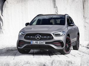 Supporting image for story: Mercedes-Benz unveils second-generation GLA