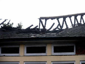 Supporting image for story: Mobile classrooms at arson-hit school