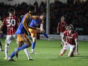 Supporting image for story: Walsall debrief: Daniel Kanu fears, home setback and the importance of rotation