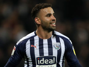 Supporting image for story: West Brom's Charlie Austin full of praise for Hal Robson-Kanu