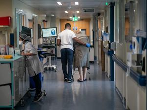 Supporting image for story: Men more likely to have health conditions that lead to premature deaths – study