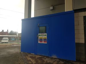 Supporting image for story: Lack of disabled access criticised as Wolverhampton train station work puts lift out of action