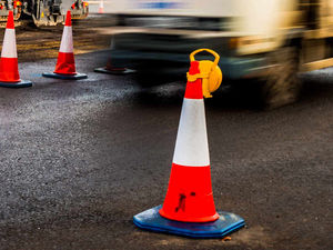 Supporting image for story: Half-term tourists get alert on Welshpool road repairs