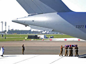 Supporting image for story: Bodies of heroes flown back to the UK
