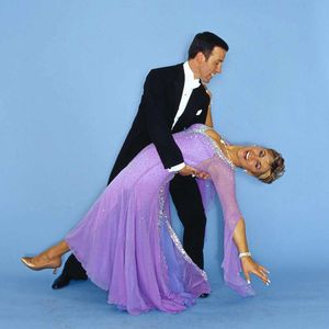 Happy feet – Lesley with Anton du Beke on Strictly Come Dancing