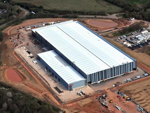 Supporting image for story: Magna posts higher income and record sales in fourth quarter