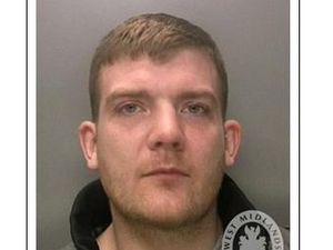 Supporting image for story: Man wanted over West Bromwich burglary