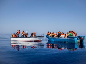 Supporting image for story: Italy presses EU nations to open ports to rescued migrants