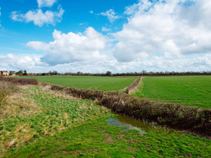 Supporting image for story: 600-home Oswestry estate wins permission