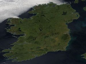 Supporting image for story: People are loving this stunning image of a cloudless Ireland taken from space