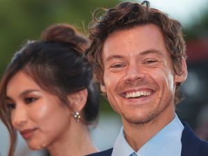Supporting image for story: Harry Styles jokes he ‘went to Venice to spit on Chris Pine’ at US tour show