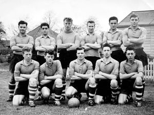 Supporting image for story: When Busby Babes were Shropshire Army boys - with pictures and video
