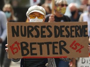 Supporting image for story: Protests planned over 1% NHS pay rise recommendation